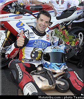 sbk_checa_017_france_magny_cours_2011.jpg