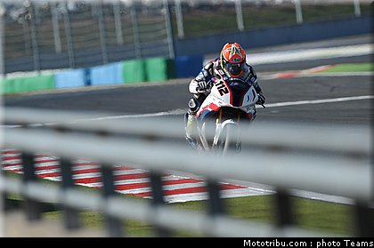 sbk_fores_007_france_magny_cours_2011.jpg