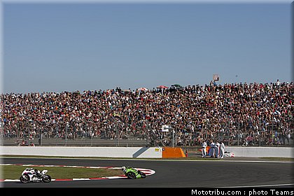 sbk_lascorz_011_france_magny_cours_2011.jpg