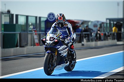 sbk_melandri_003_france_magny_cours_2011.jpg