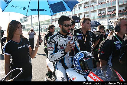 sbk_pitbabe_012_france_magny_cours_2011.jpg