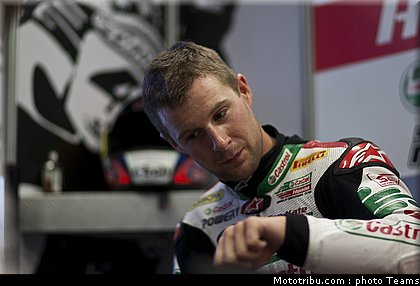 sbk_rea_006_france_magny_cours_2011.jpg