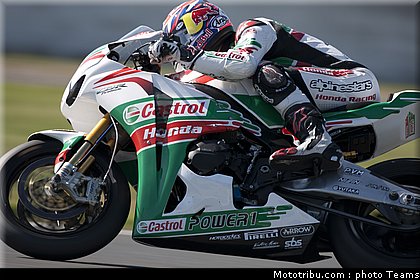 sbk_rea_009_france_magny_cours_2011.jpg