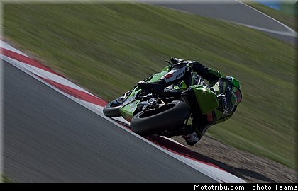 sbk_sykes_001_france_magny_cours_2011.jpg