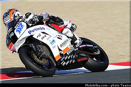 supersport_praia_001__france_magny_cours_2011.jpg
