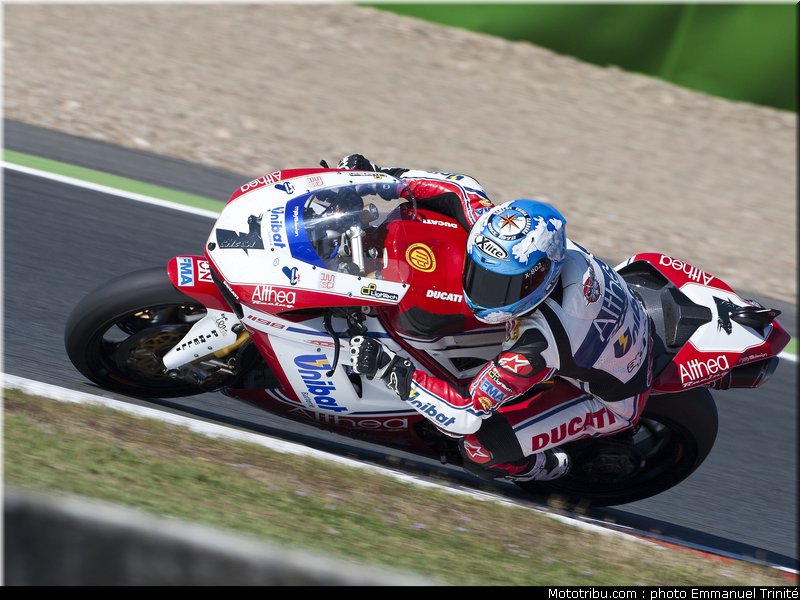 sbk_checa_05_france_magny_cours_2011