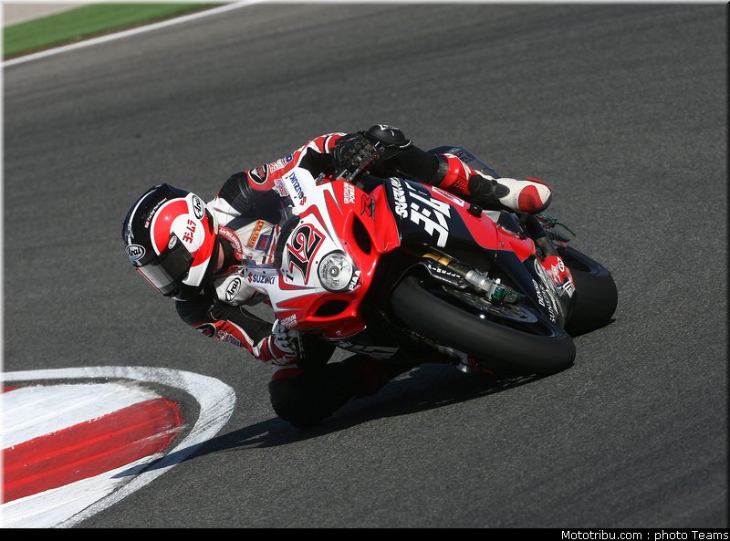 sbk_waters_013_portugal_portimao_2011
