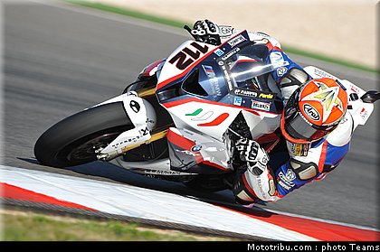 sbk_fores_003_portugal_portimao_2011.jpg