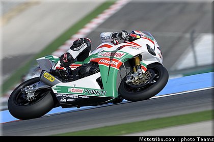 sbk_rea_010_portugal_portimao_2011.jpg