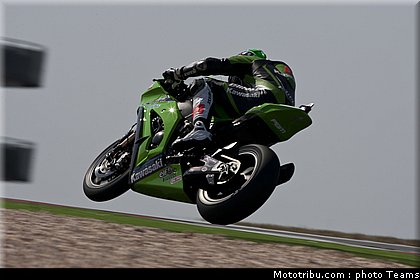sbk_sykes_003_portugal_portimao_2011.jpg