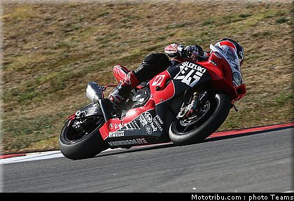 sbk_waters_010_portugal_portimao_2011.jpg
