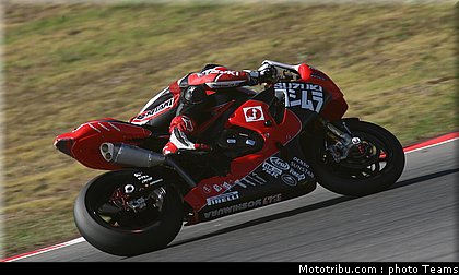 sbk_waters_011_portugal_portimao_2011.jpg