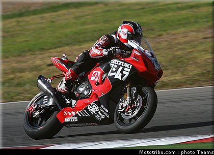 sbk_waters_017_portugal_portimao_2011.jpg
