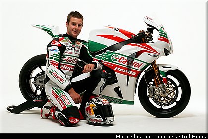 superbike_team_honda_castrol_012.jpg