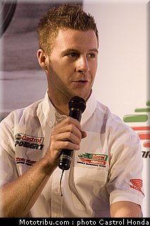 superbike_team_honda_castrol_048.jpg
