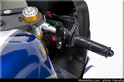 superbike_yamaha_racing_team_015.jpg