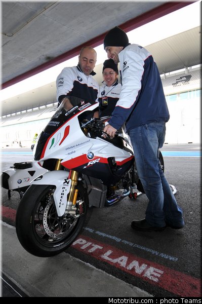sbk_2011_tests_bmw_06