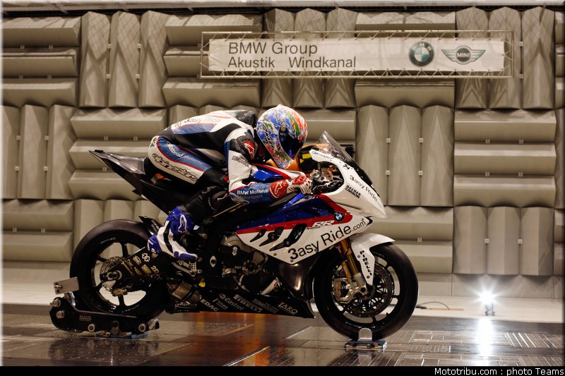 sbk_2011_tests_corser_01
