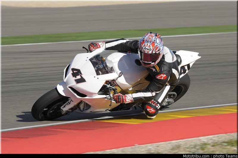 sbk_2011_tests_haga_03