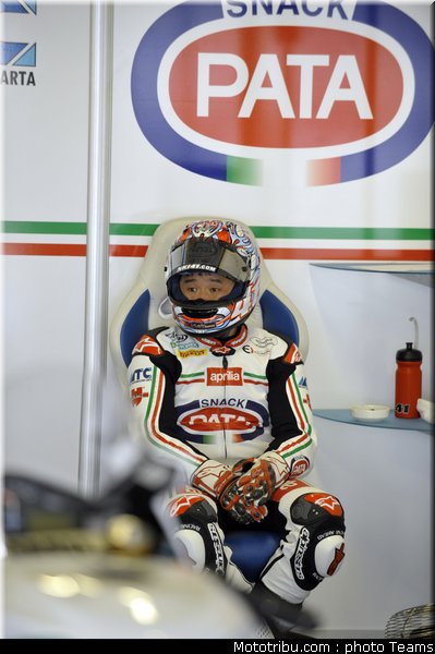 sbk_2011_tests_haga_09