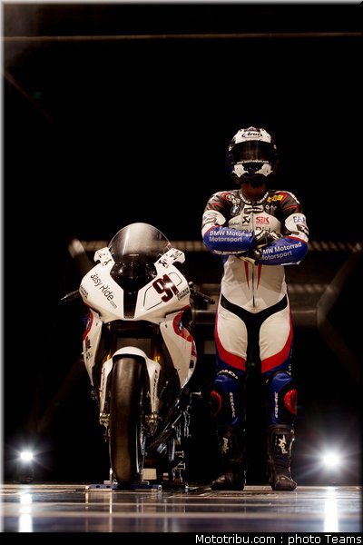 sbk_2011_tests_haslam_08