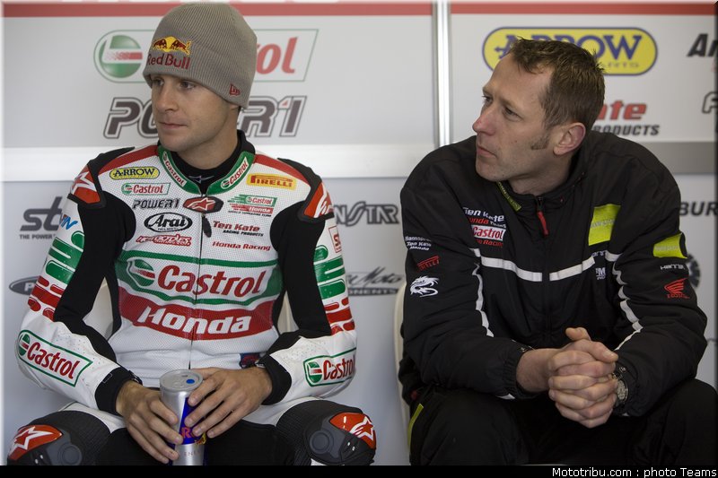 sbk_2011_tests_rea_01