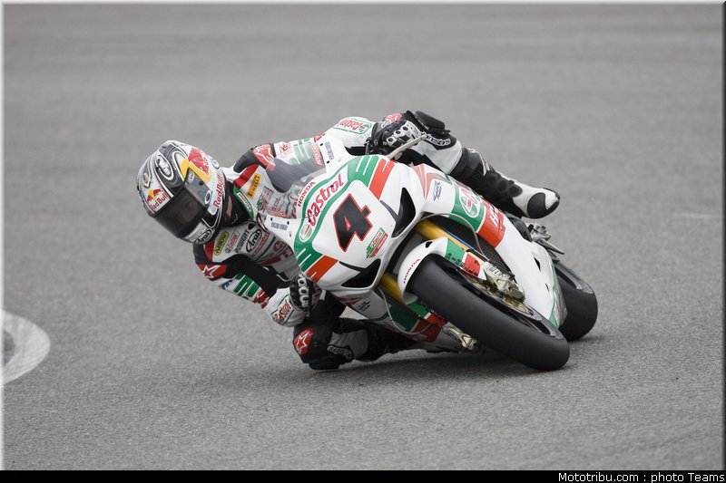 sbk_2011_tests_rea_12