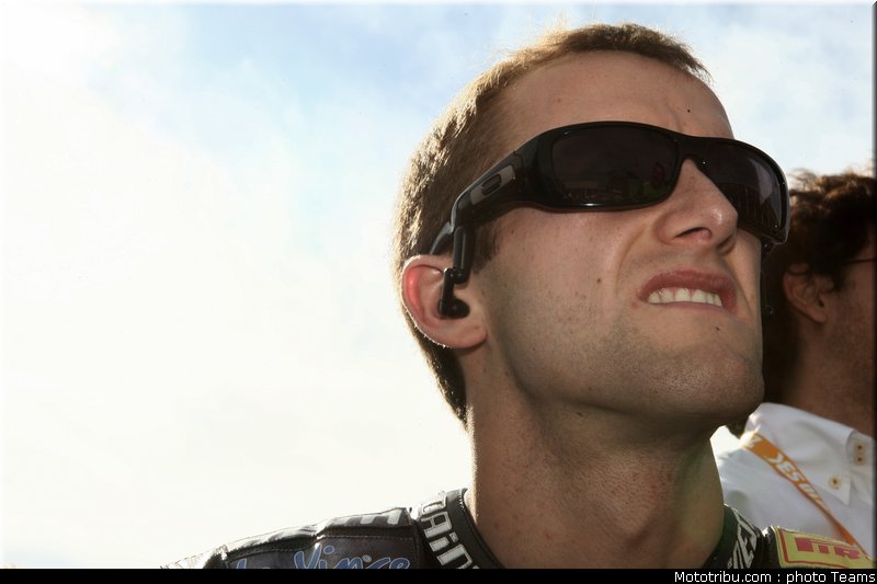 sbk_2011_tests_sykes_13
