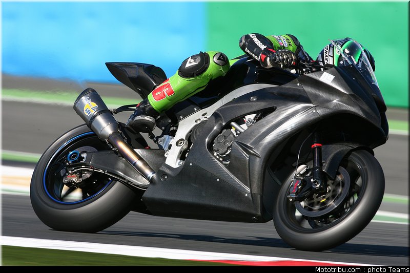 sbk_2011_tests_sykes_27