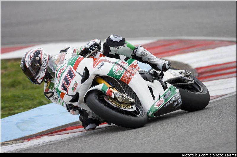 sbk_2011_tests_xaus_20