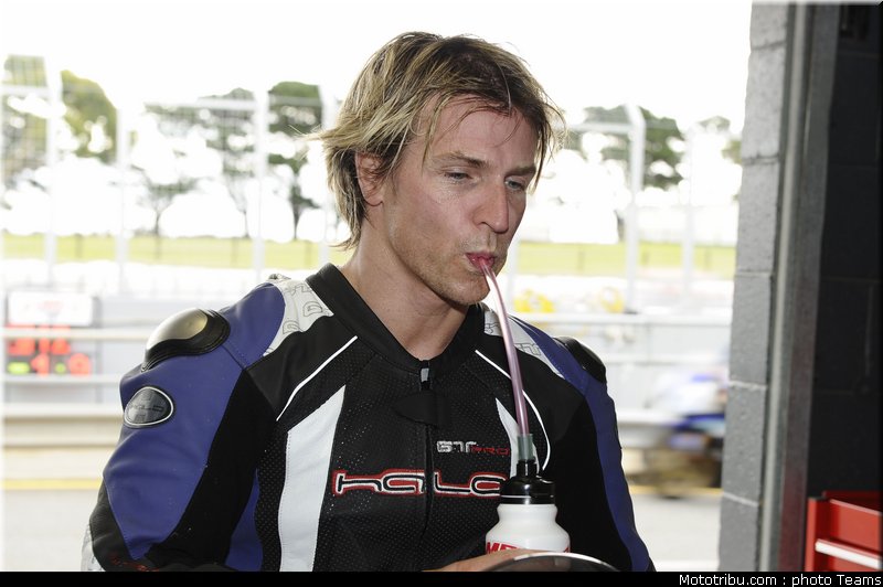 supersport_2011_tests_ellison_06
