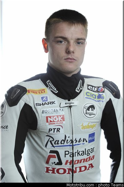 supersport_2011_tests_lowes_22