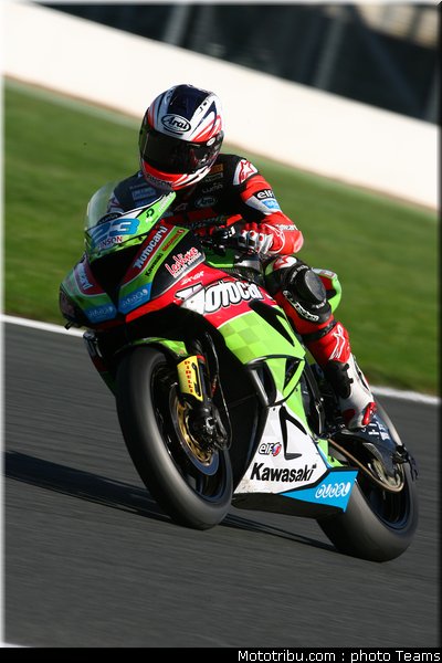 supersport_2011_tests_parkes_14