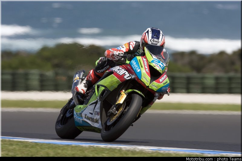 supersport_2011_tests_parkes_17