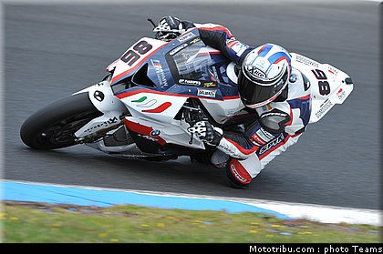sbk_2011_tests_badovini_17.jpg