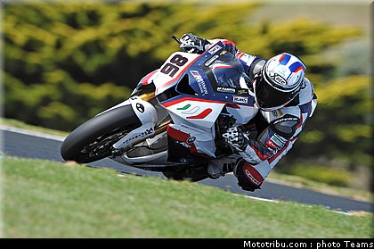 sbk_2011_tests_badovini_18.jpg