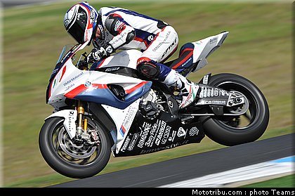 sbk_2011_tests_badovini_19.jpg