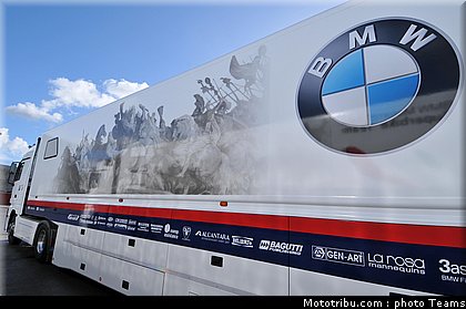 sbk_2011_tests_bmw_11.jpg