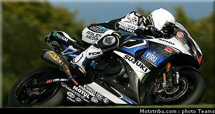 sbk_2011_tests_fabrizio_21.jpg