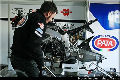 sbk_2011_tests_haga_17.JPG