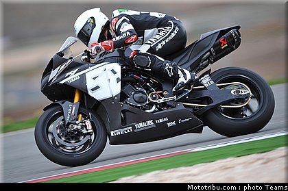 sbk_2011_tests_laverty_4.jpg