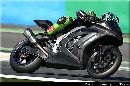 sbk_2011_tests_sykes_27.jpg