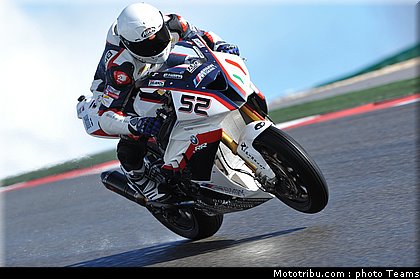 sbk_2011_tests_toseland_09.jpg