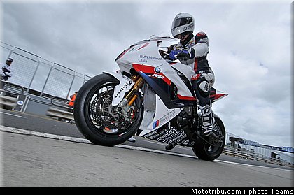 sbk_2011_tests_toseland_28.jpg