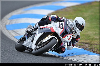 sbk_2011_tests_toseland_37.jpg