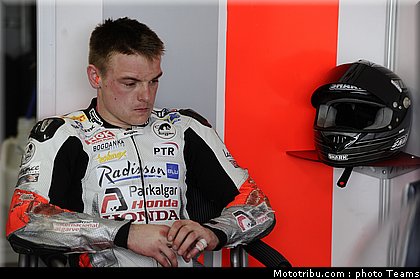 supersport_2011_tests_lowes_07.jpg