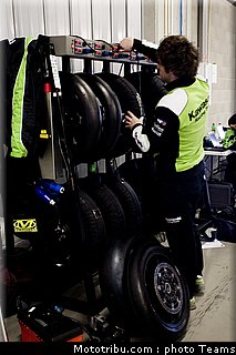 supersport_2011_tests_parkes_04.jpg