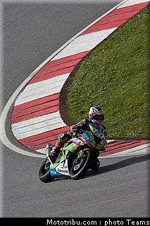 supersport_2011_tests_parkes_10.jpg