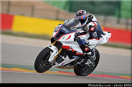 sbk_test_bmw_italia_aragon_2011_006.jpg