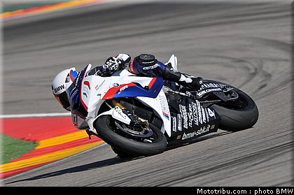 sbk_test_bmw_italia_aragon_2011_018.jpg